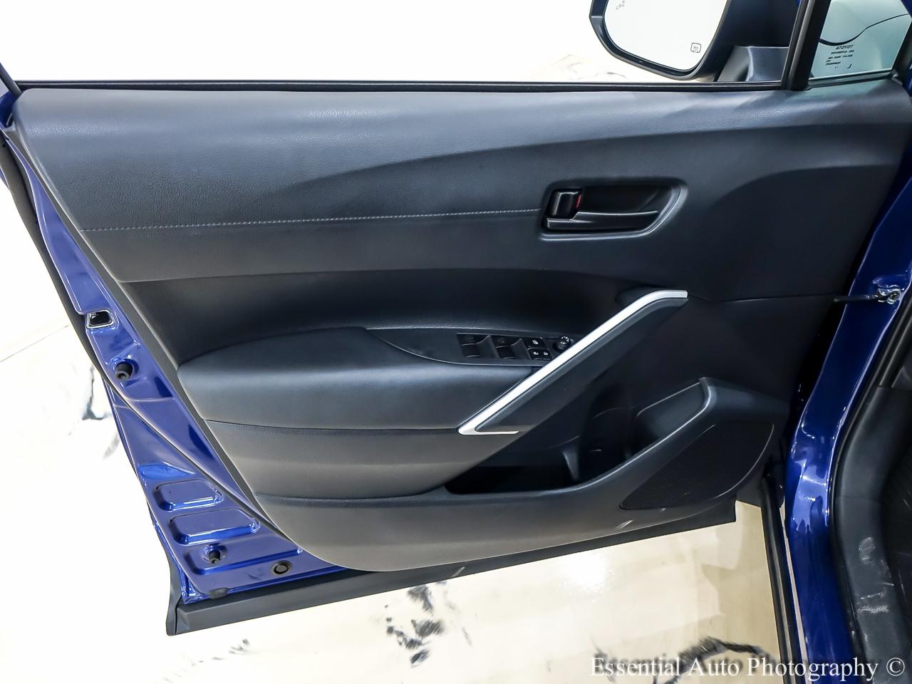 Toyota Corolla Cross LE 2024