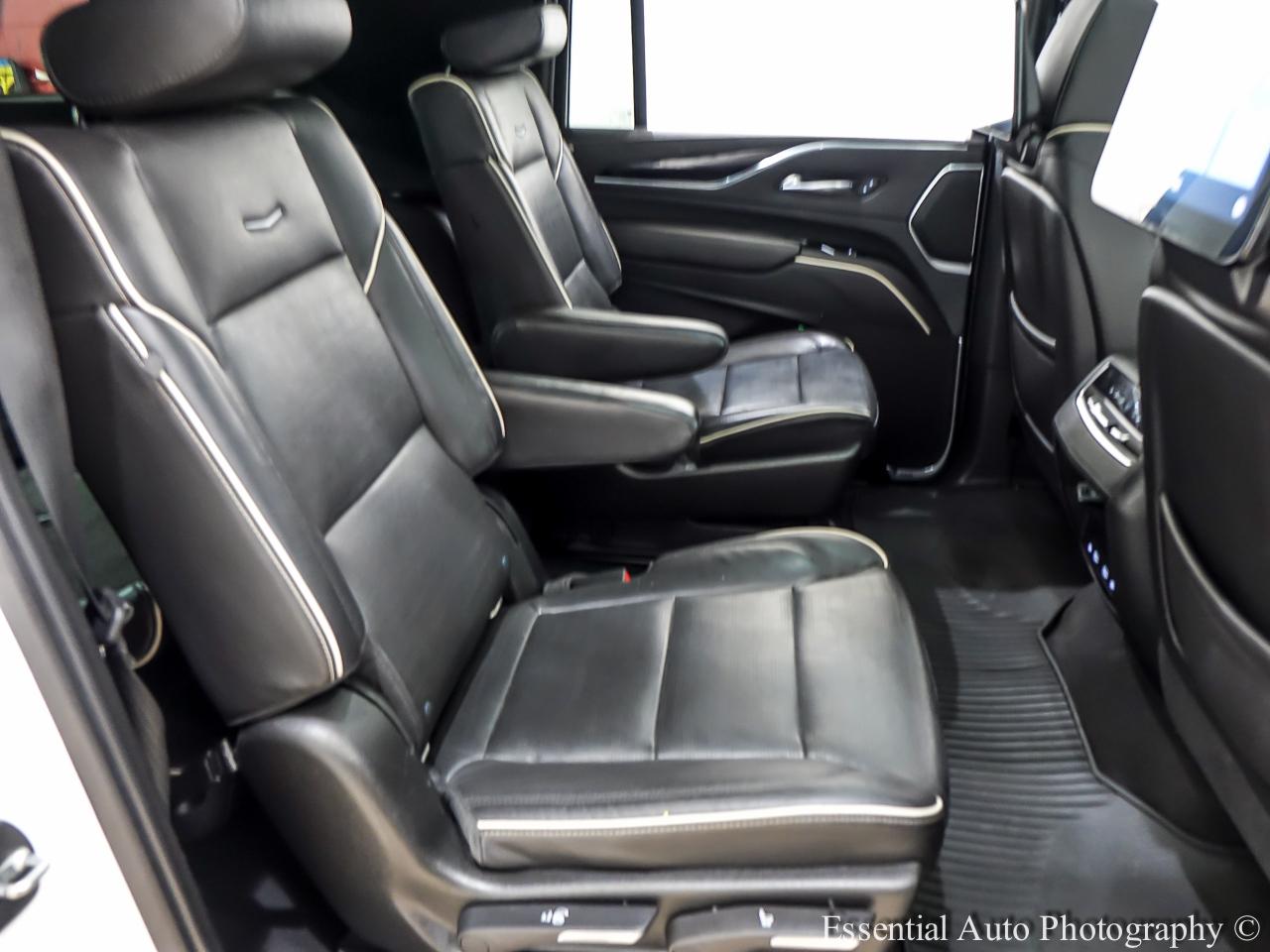 Cadillac Escalade ESV Sport AWD 2021