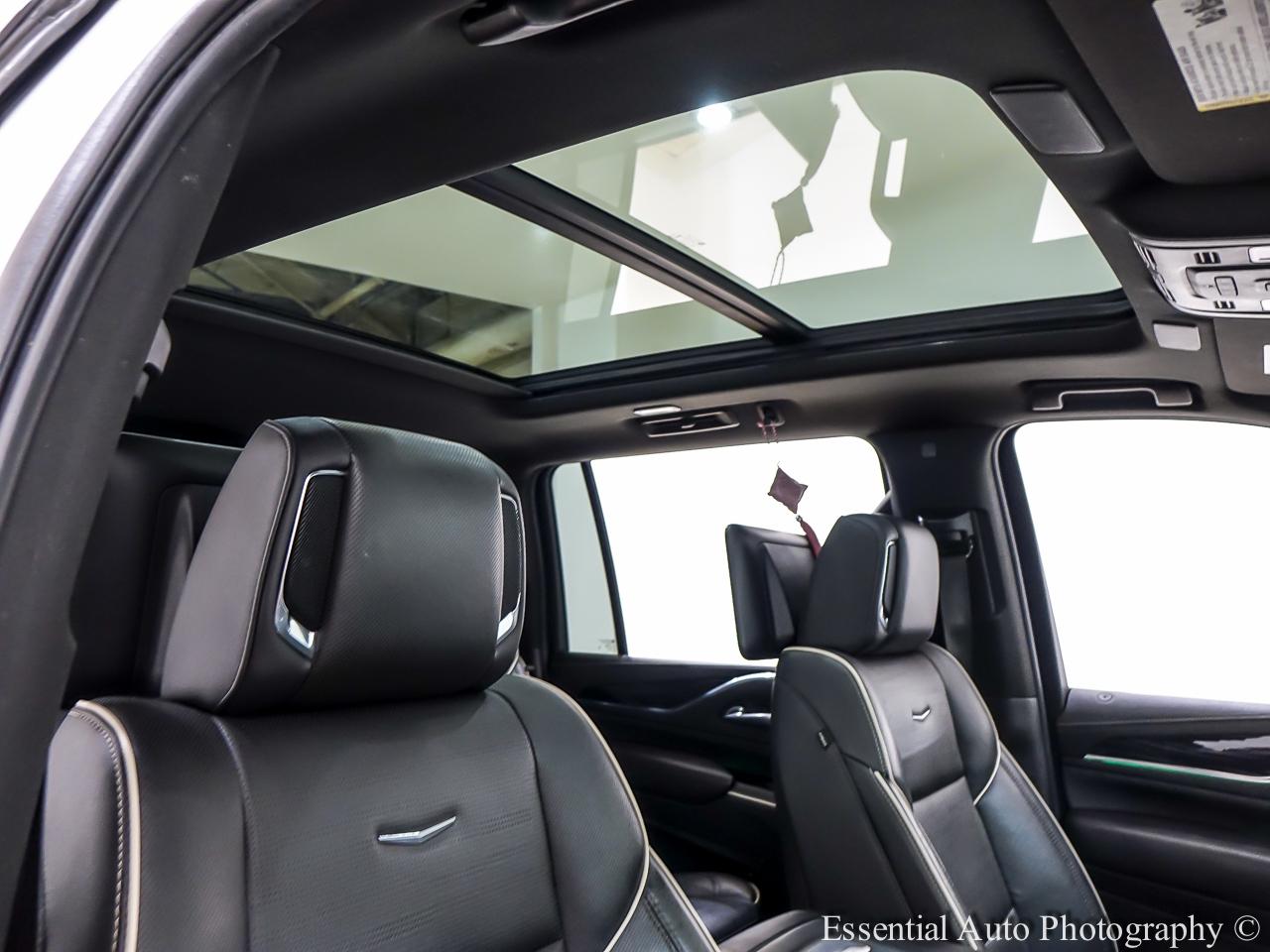 Cadillac Escalade ESV Sport AWD 2021