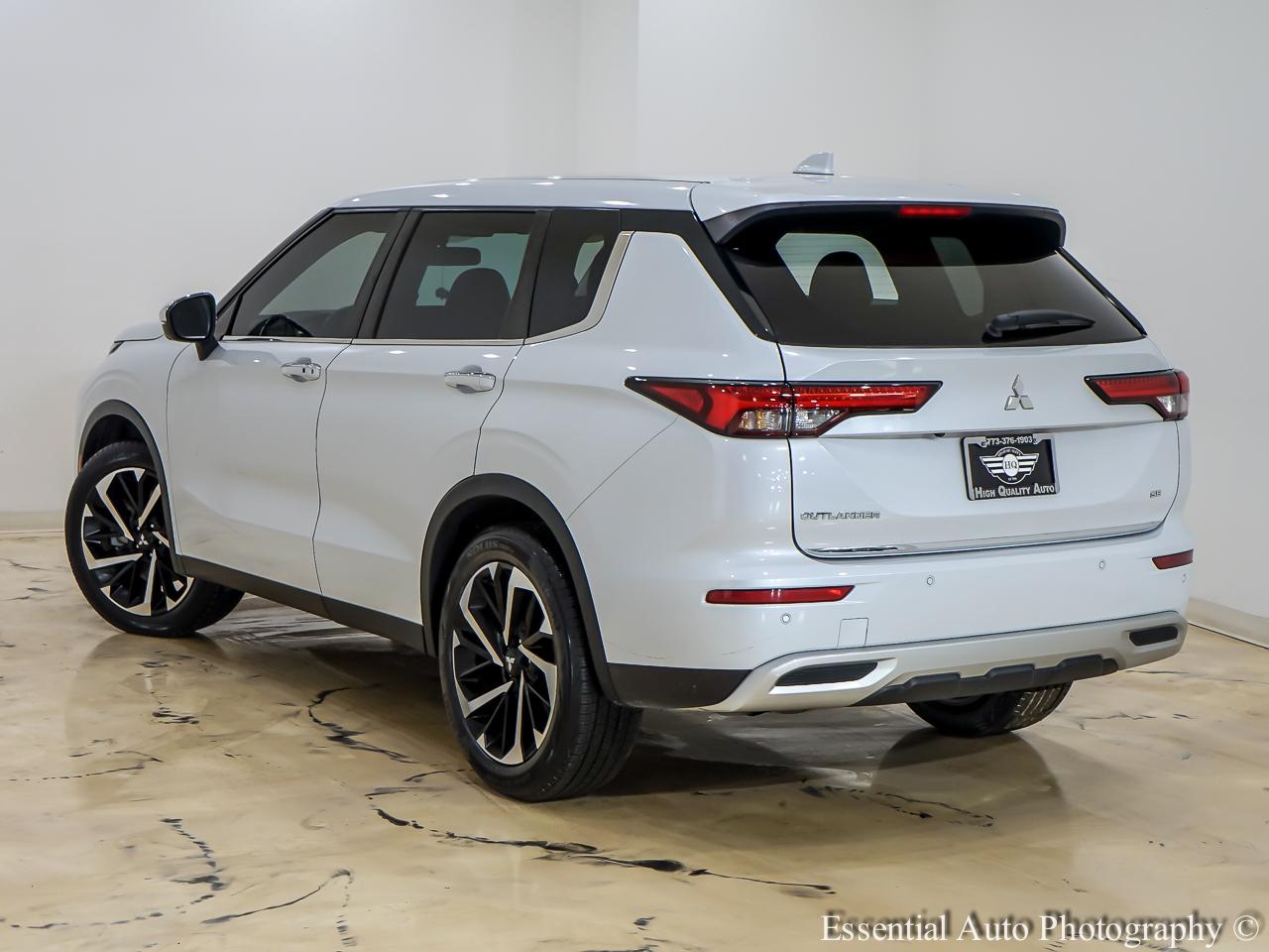 Mitsubishi Outlander SE 2WD 2023