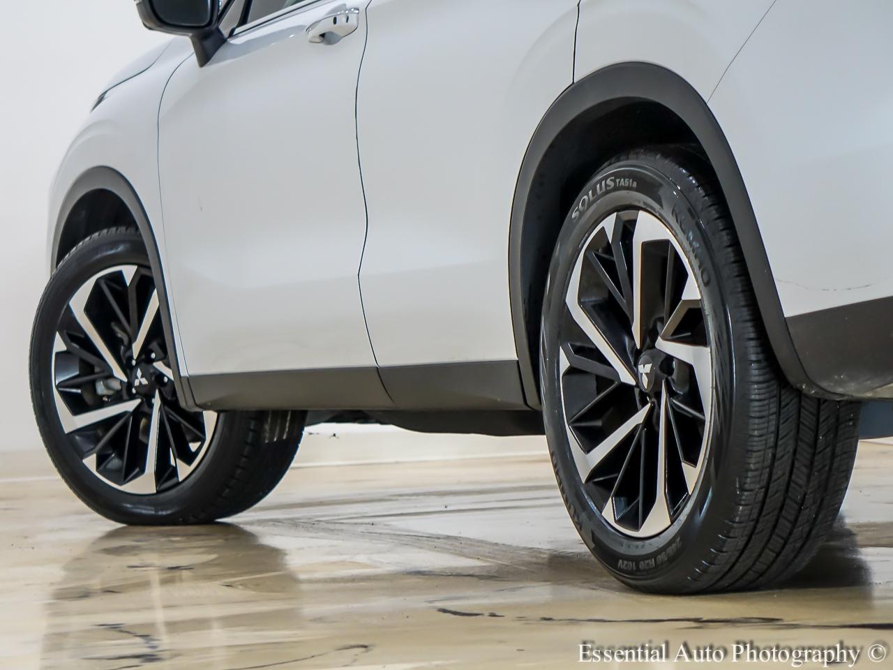 Mitsubishi Outlander SE 2WD 2023