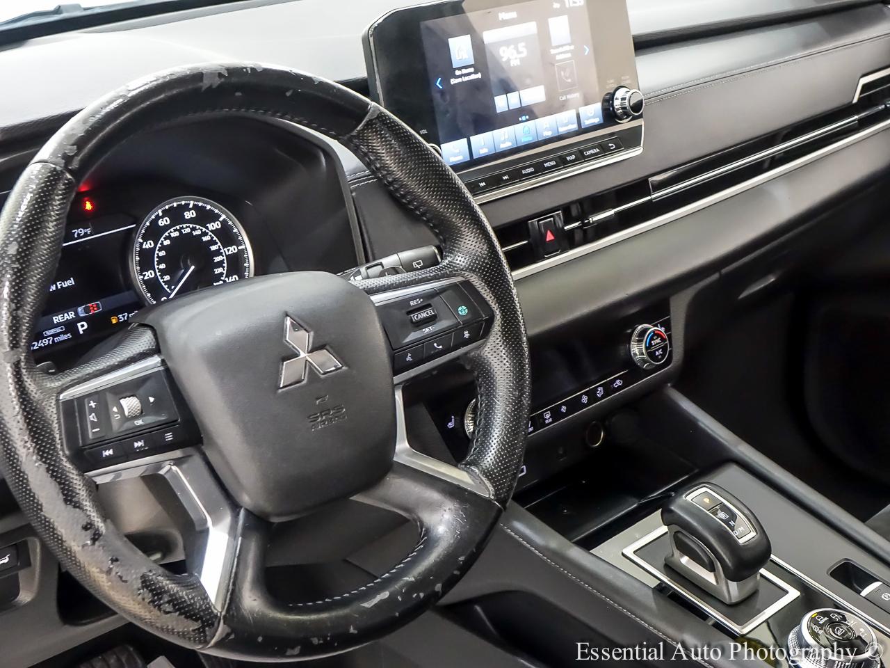 Mitsubishi Outlander SE 2WD 2023