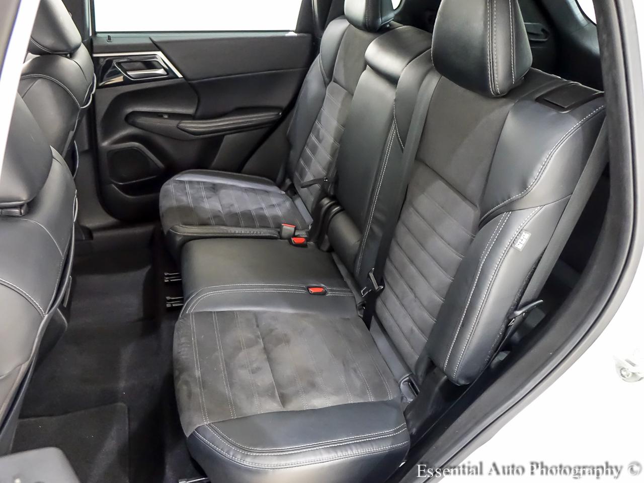 Mitsubishi Outlander SE 2WD 2023