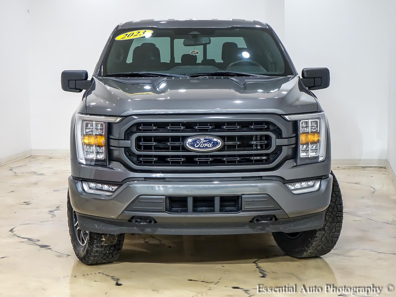 Ford F-150 XLT SuperCrew 4WD 2023