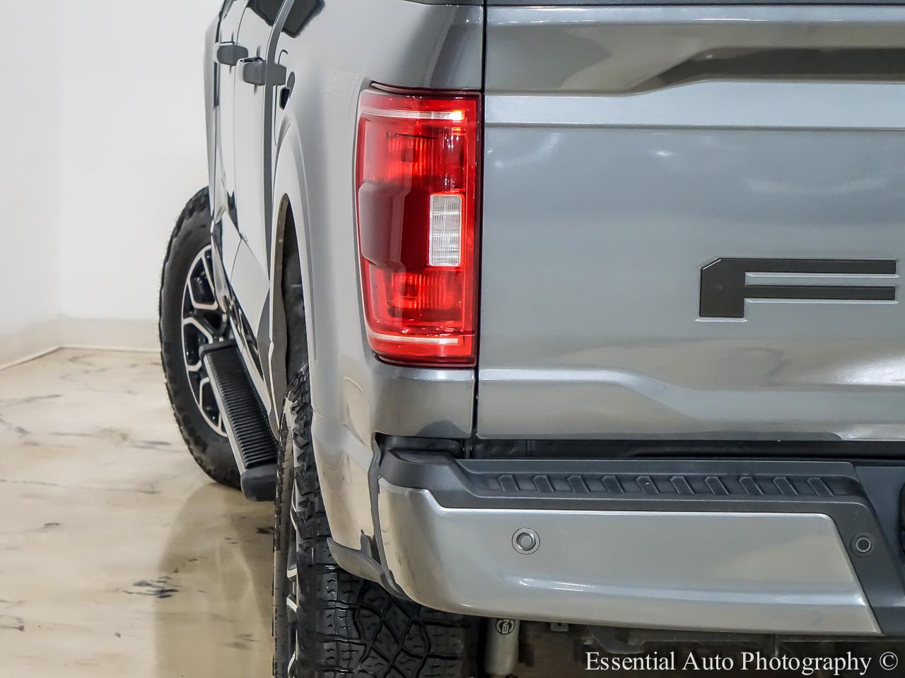 Ford F-150 XLT SuperCrew 4WD 2023