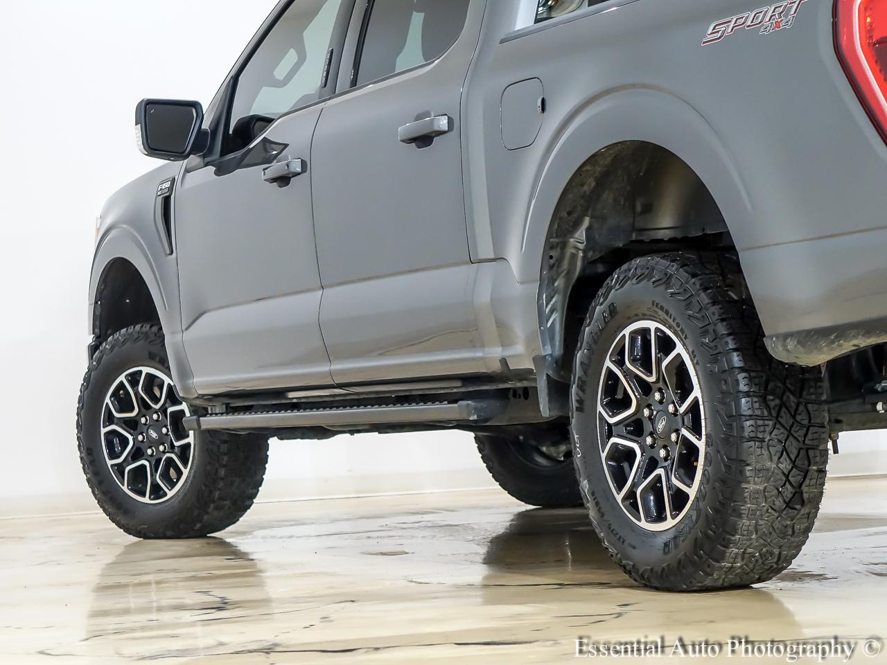 Ford F-150 XLT SuperCrew 4WD 2023