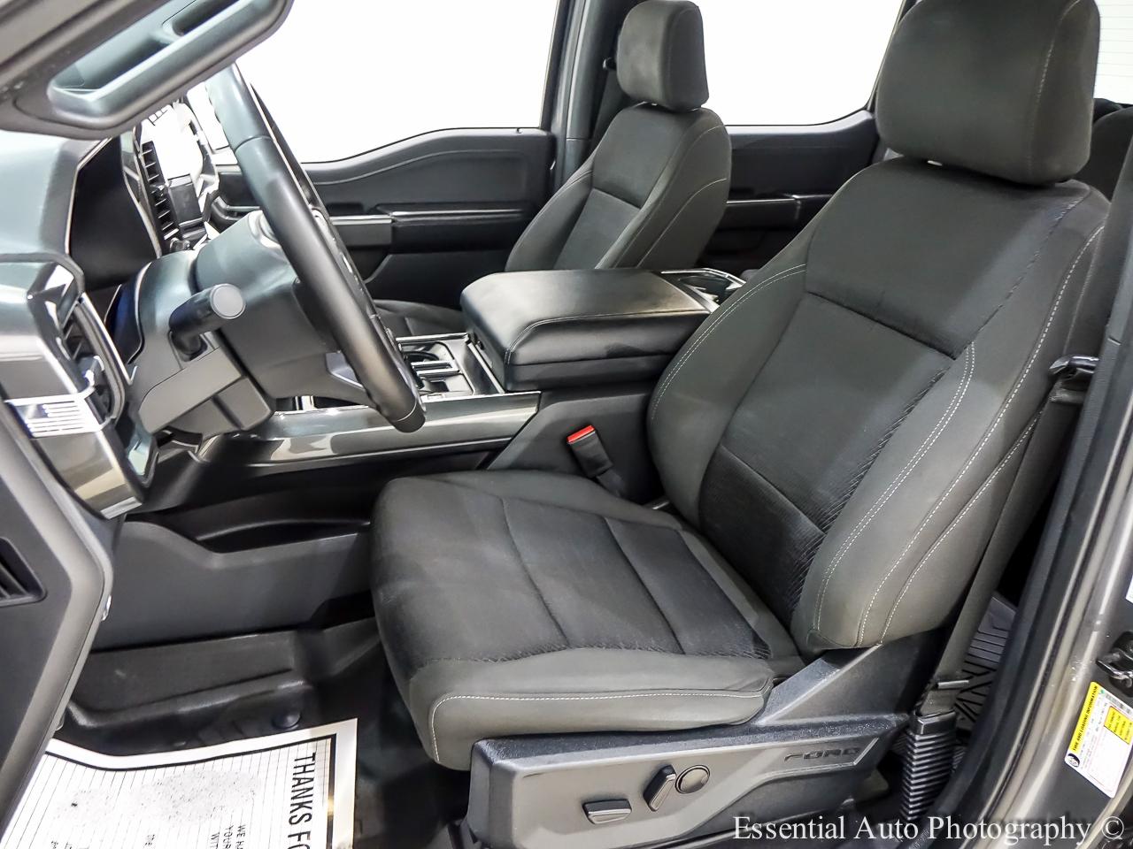 Ford F-150 XLT SuperCrew 4WD 2023