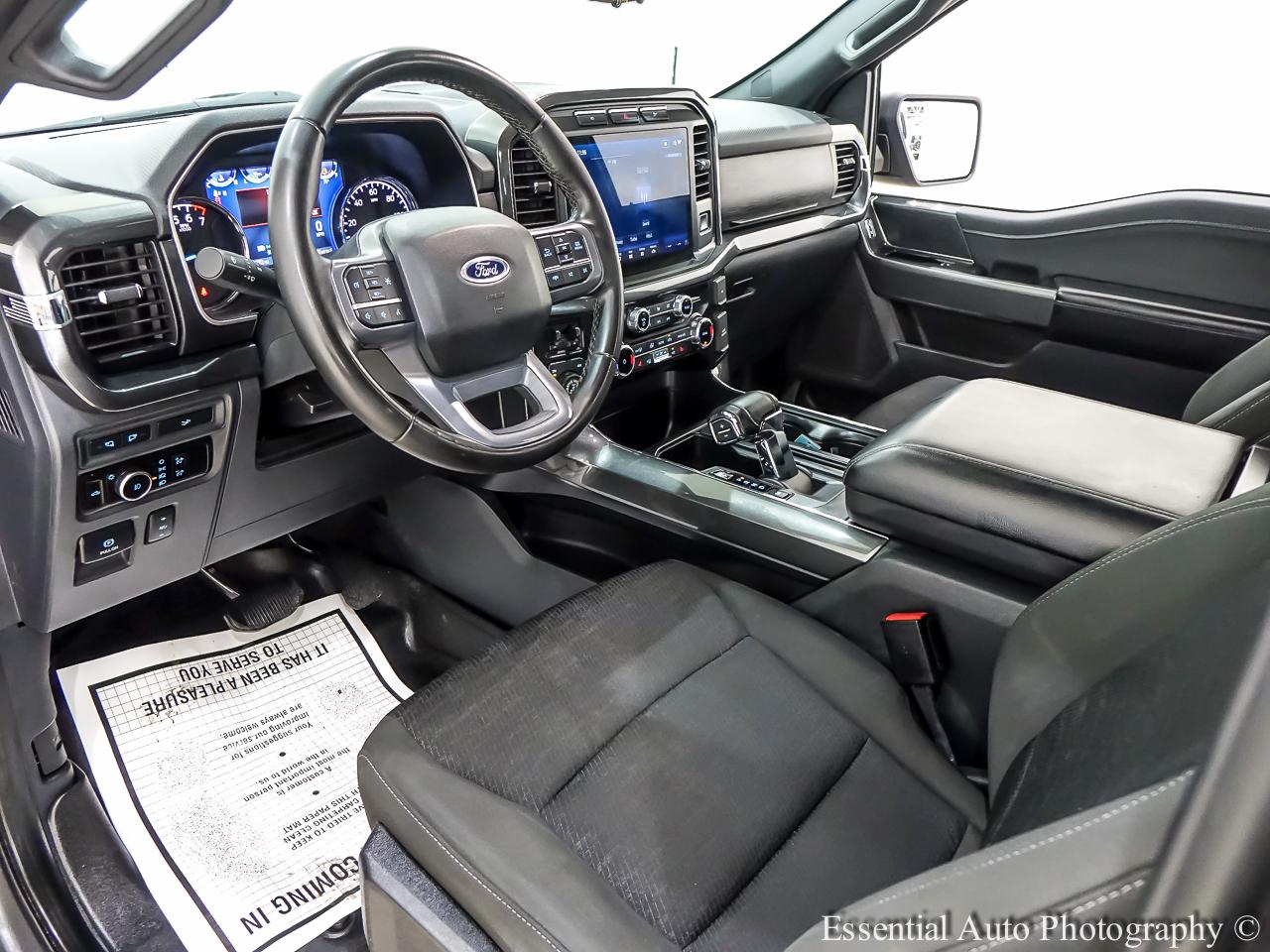 Ford F-150 XLT SuperCrew 4WD 2023