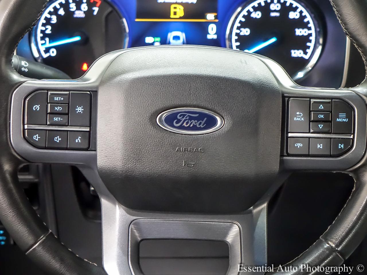 Ford F-150 XLT SuperCrew 4WD 2023