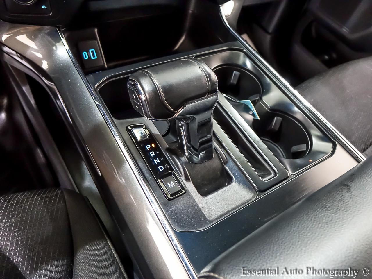 Ford F-150 XLT SuperCrew 4WD 2023