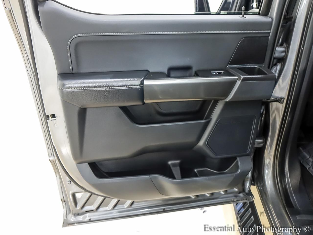 Ford F-150 XLT SuperCrew 4WD 2023