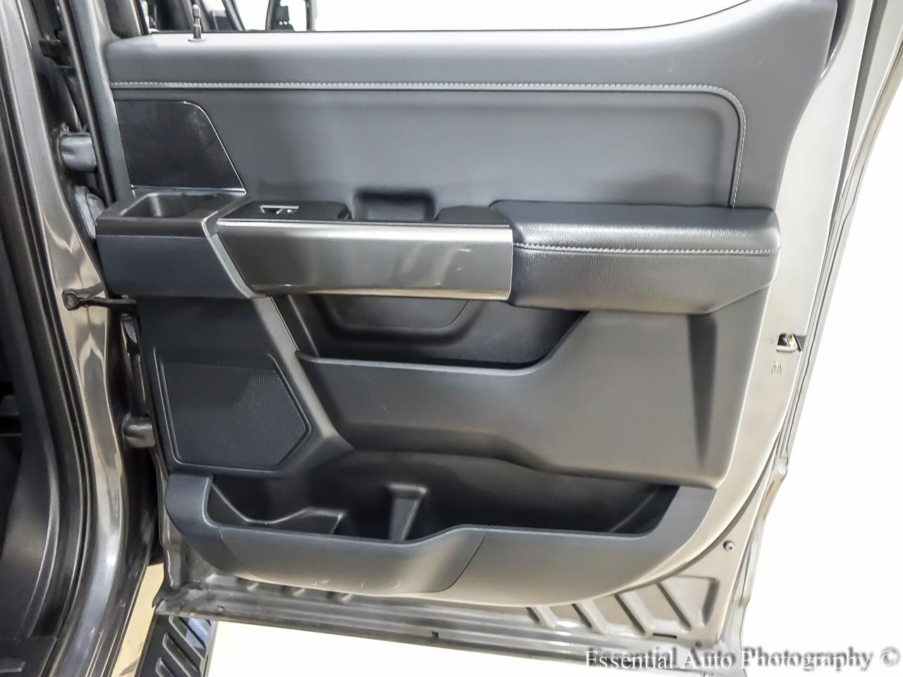 Ford F-150 XLT SuperCrew 4WD 2023
