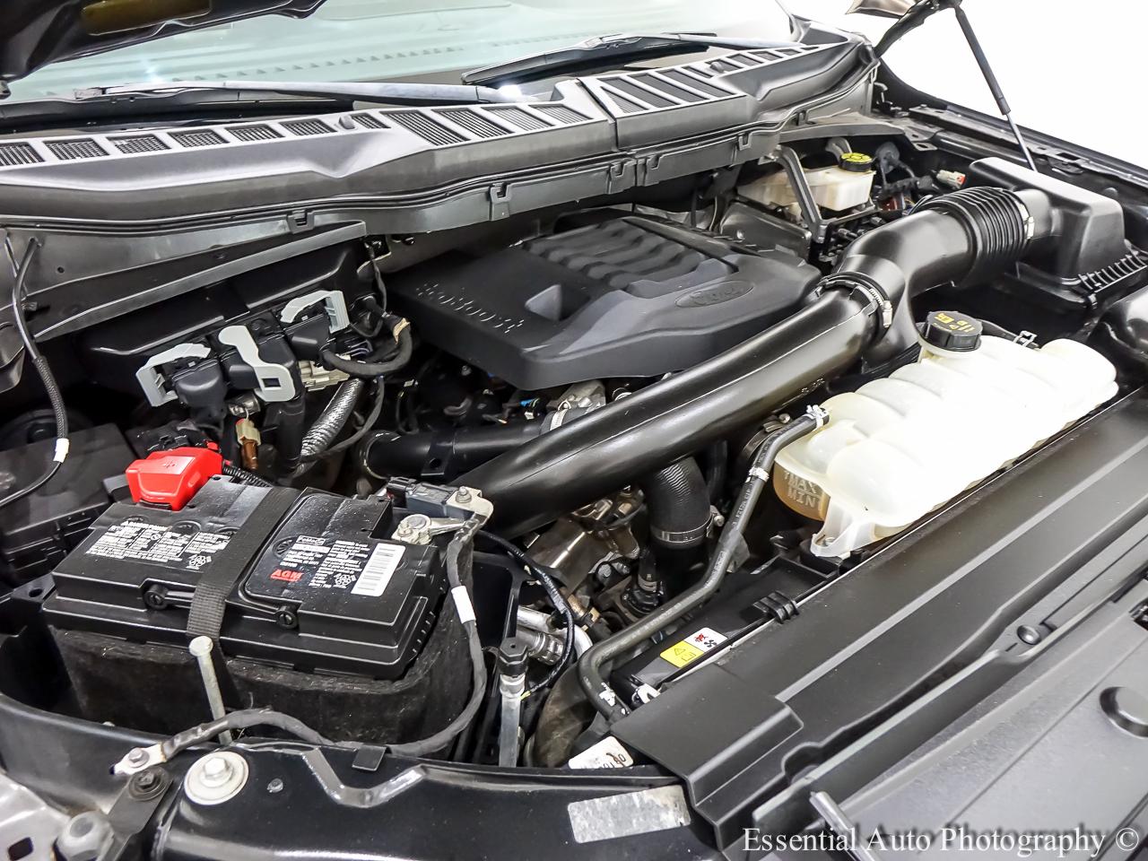 Ford F-150 XLT SuperCrew 4WD 2023