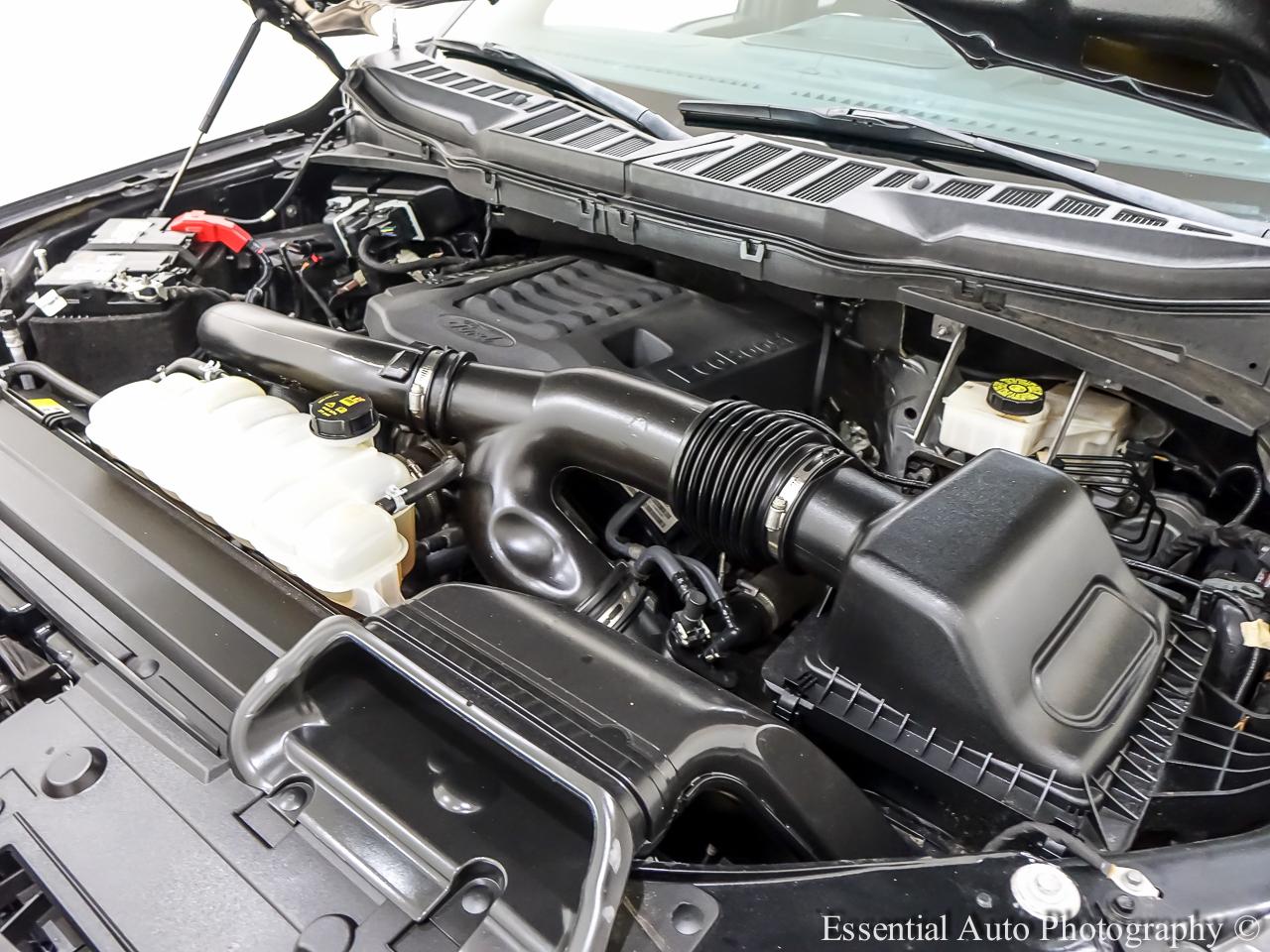 Ford F-150 XLT SuperCrew 4WD 2023