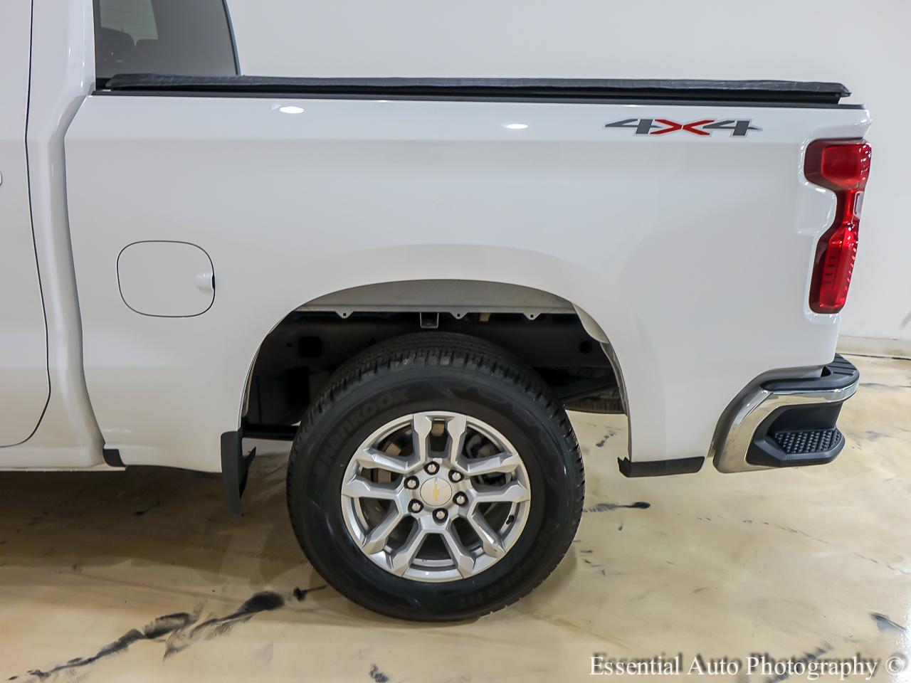 Chevrolet Silverado 1500 LT Crew Cab 4WD 2023