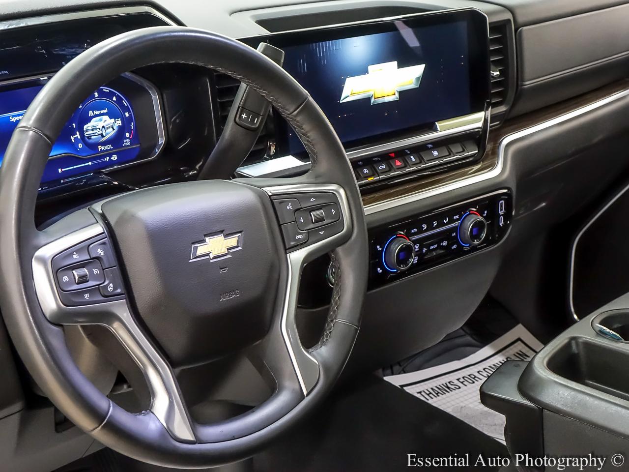 Chevrolet Silverado 1500 LT Crew Cab 4WD 2023