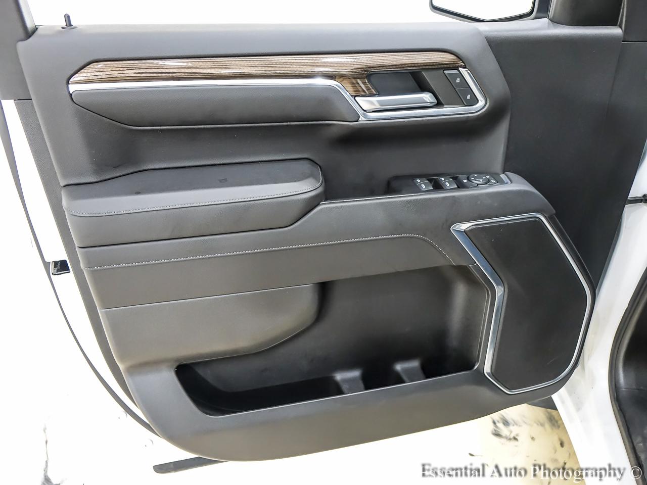 Chevrolet Silverado 1500 LT Crew Cab 4WD 2023