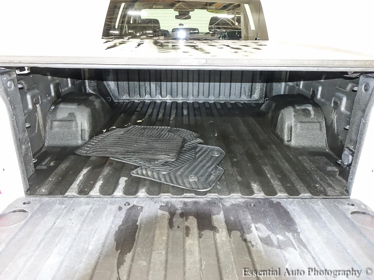 Chevrolet Silverado 1500 LT Crew Cab 4WD 2023