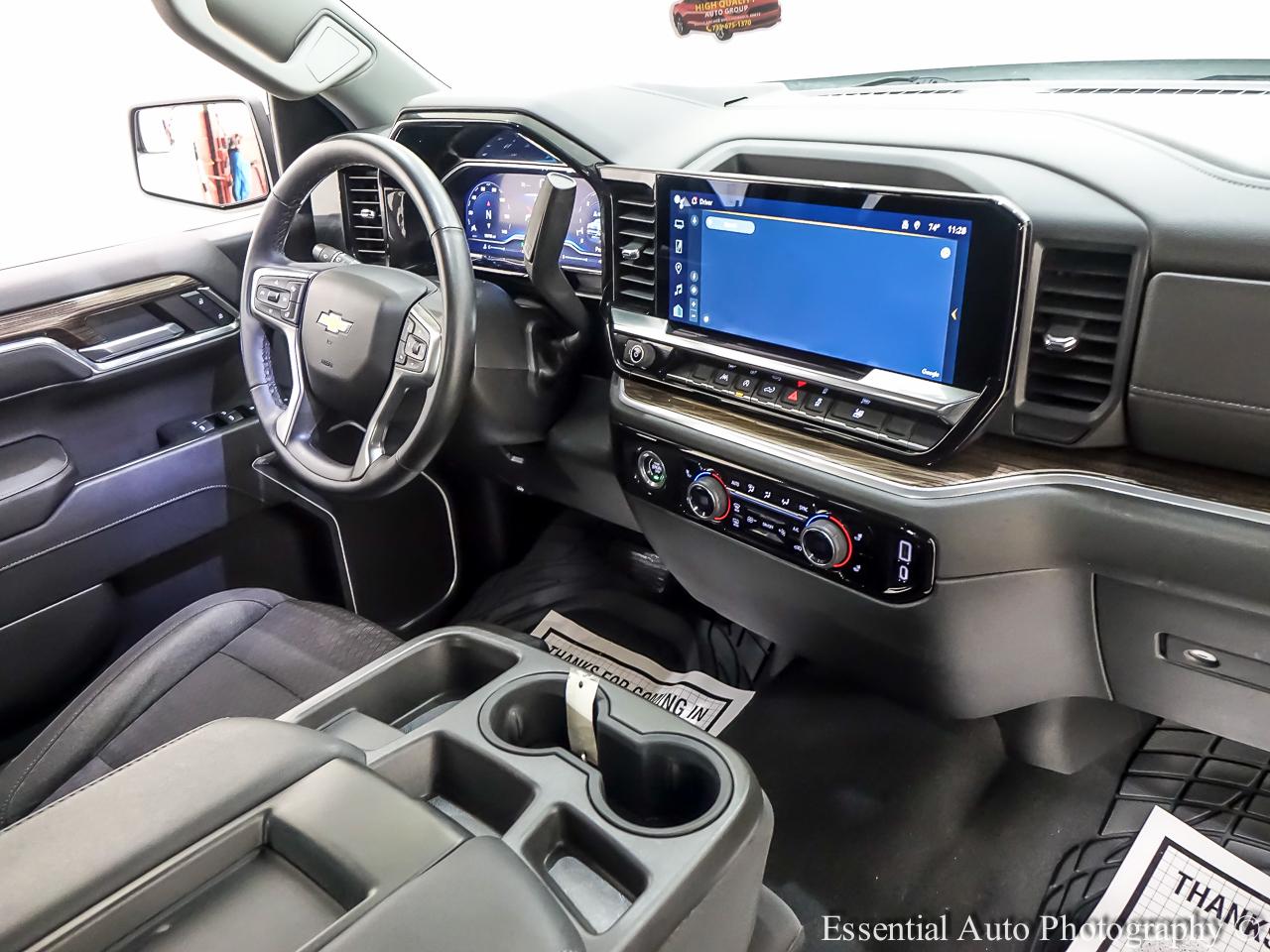 Chevrolet Silverado 1500 LT Crew Cab 4WD 2023