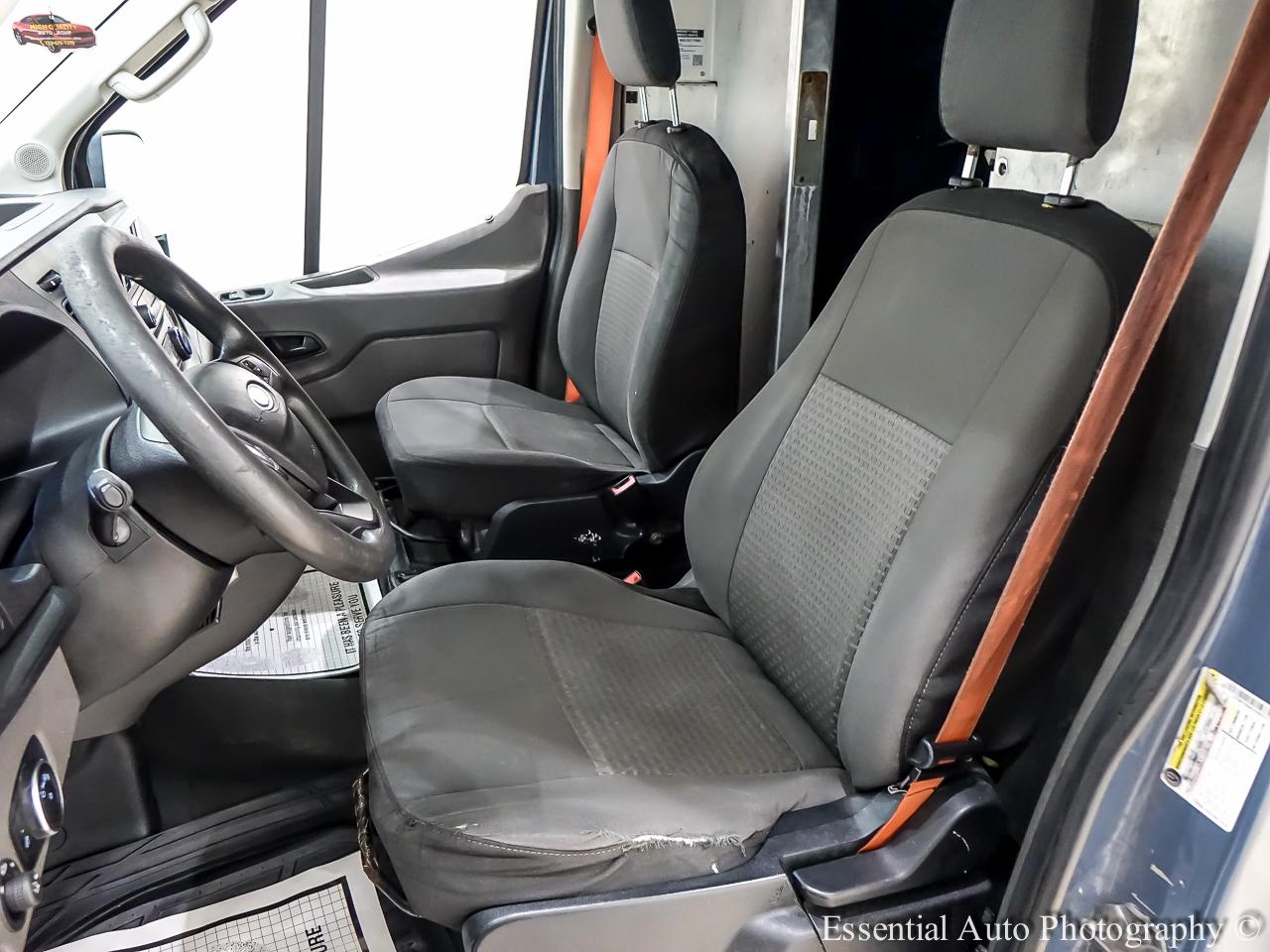Ford Transit 250 Van High Roof w/Sliding Pass. 148-in. WB EL 2020