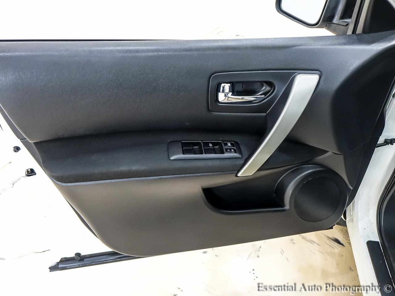 Nissan Rogue SV AWD 2013