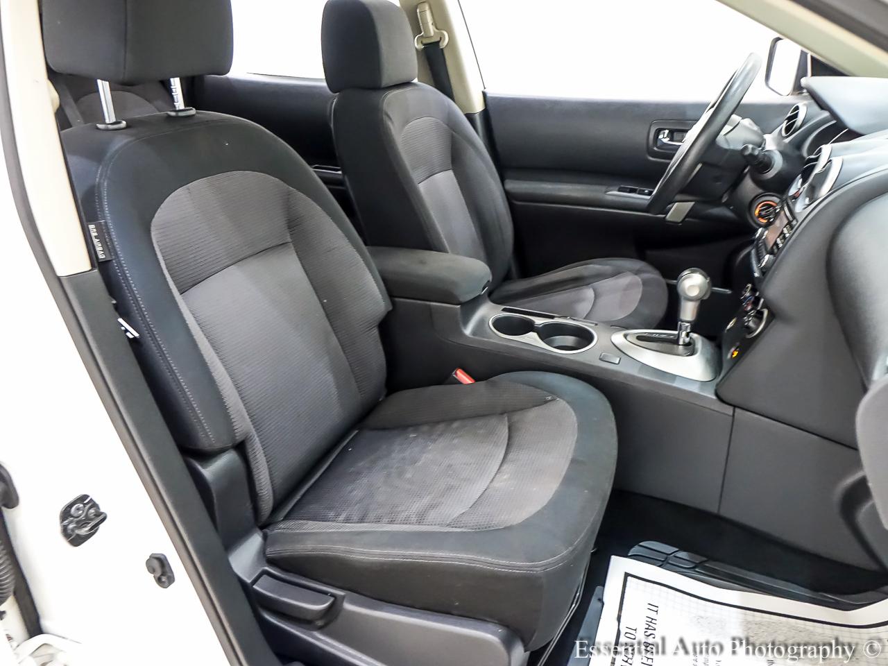 Nissan Rogue SV AWD 2013