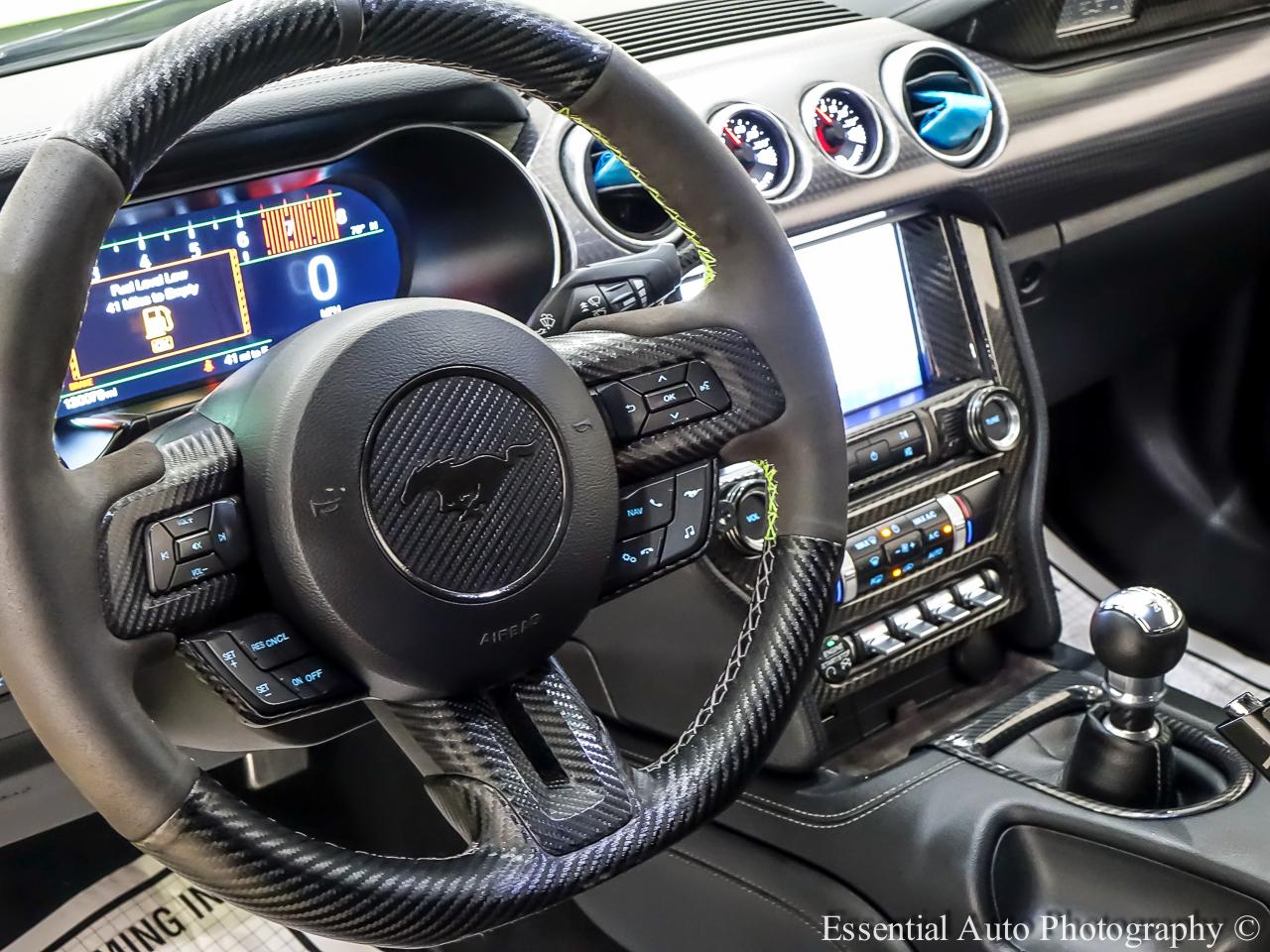 Ford Mustang  2020