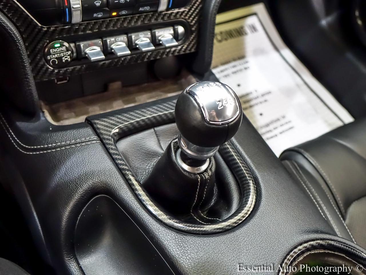 Ford Mustang  2020