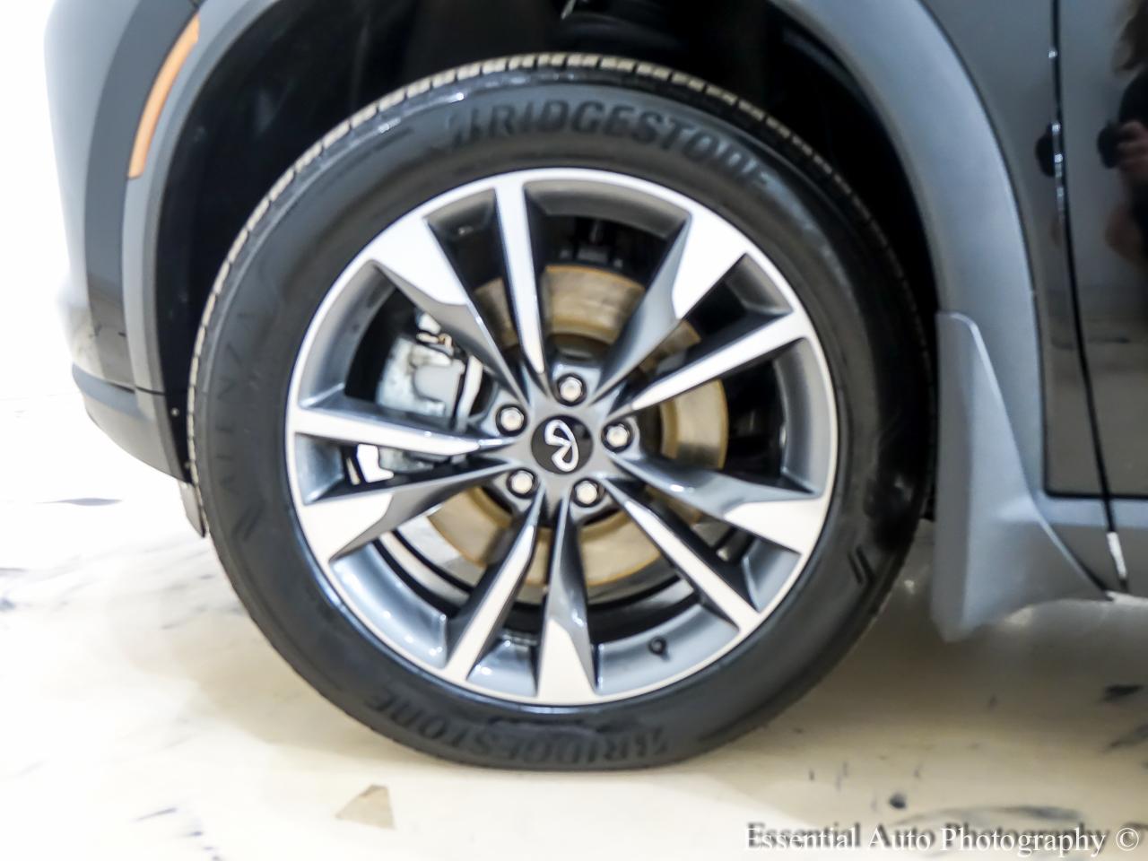 Infiniti QX60 LUXE AWD 2023