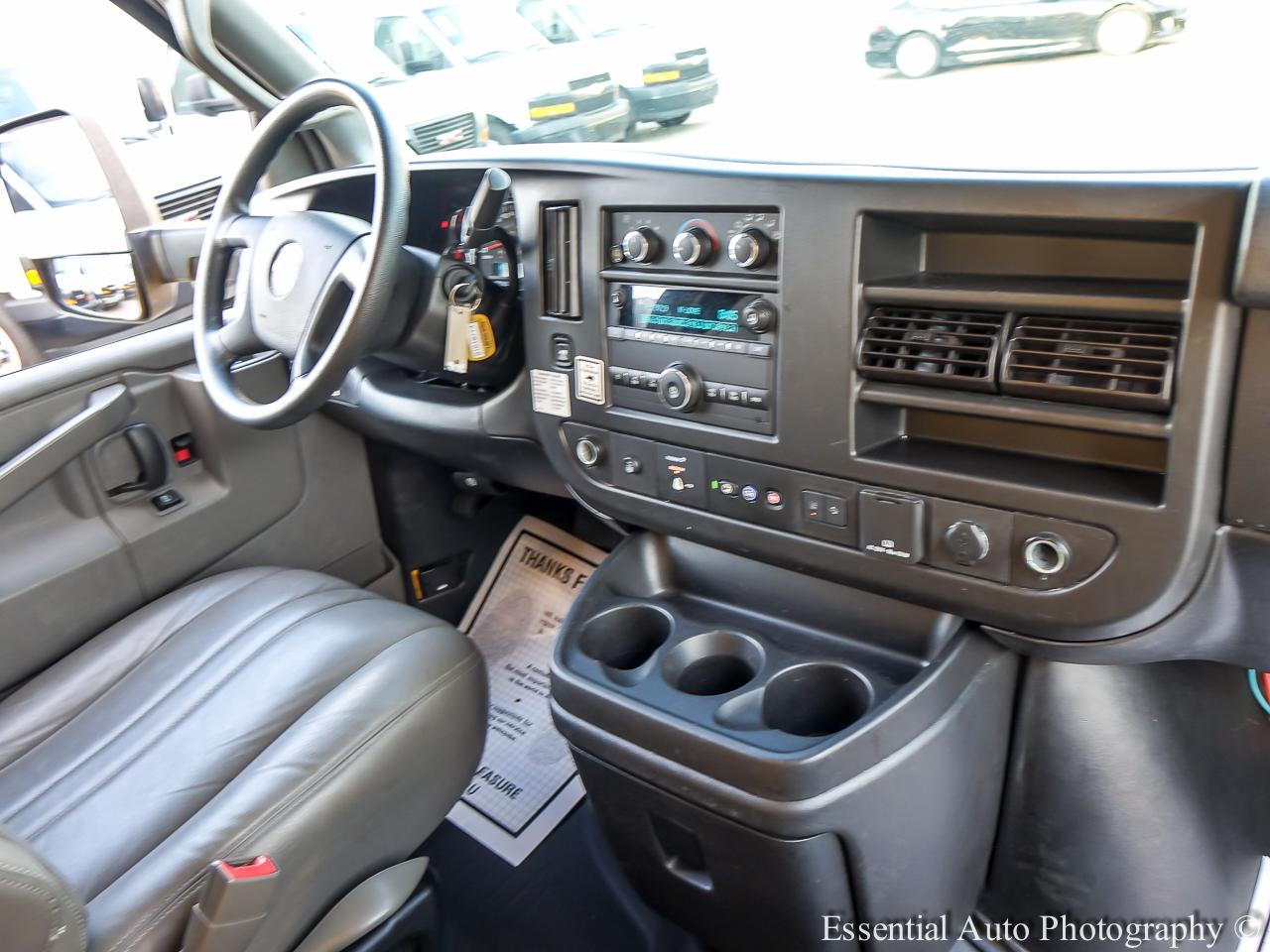 GMC Savana G3500 177 in. 2021