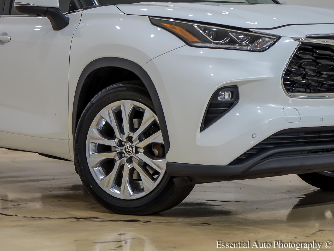 Toyota Highlander Limited AWD 2024