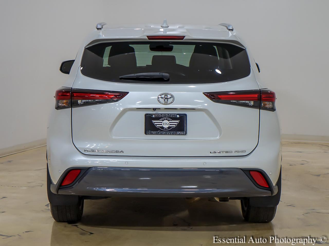 Toyota Highlander Limited AWD 2024