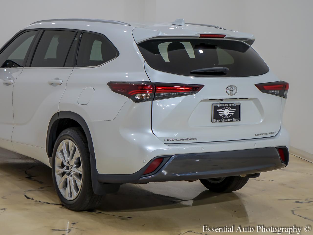 Toyota Highlander Limited AWD 2024