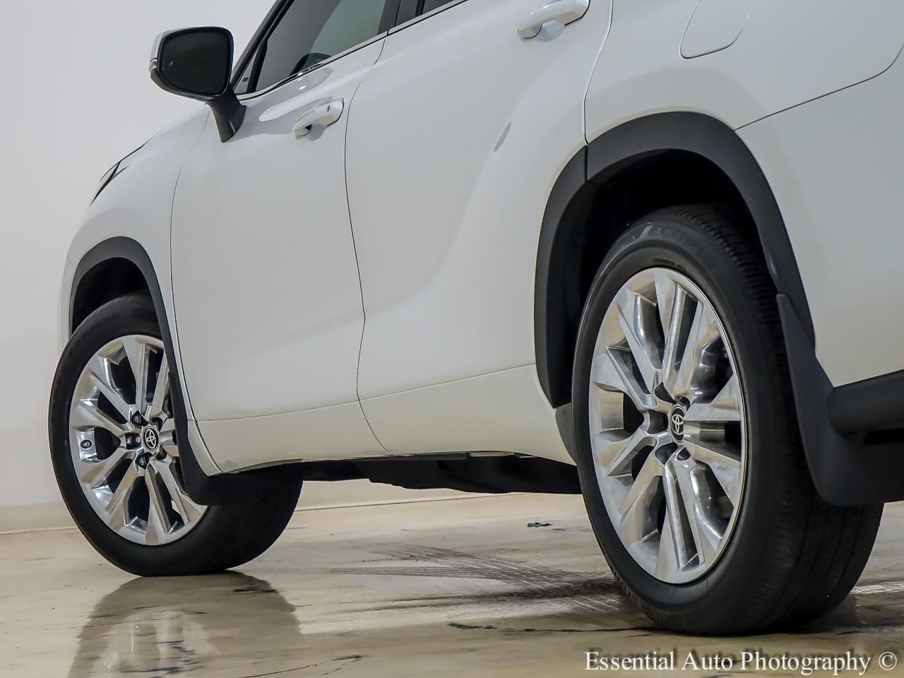 Toyota Highlander Limited AWD 2024