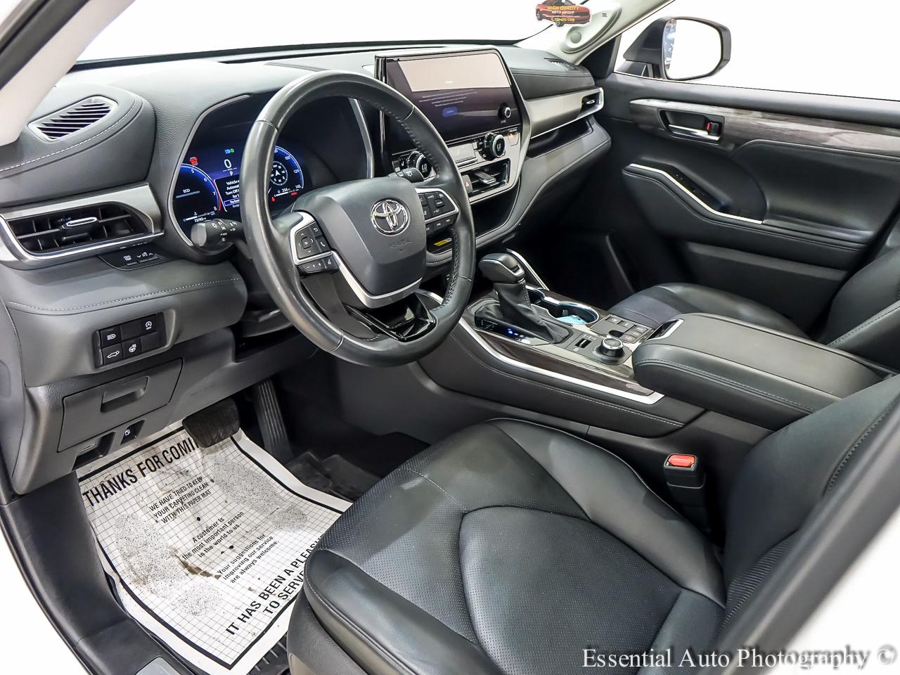 Toyota Highlander Limited AWD 2024
