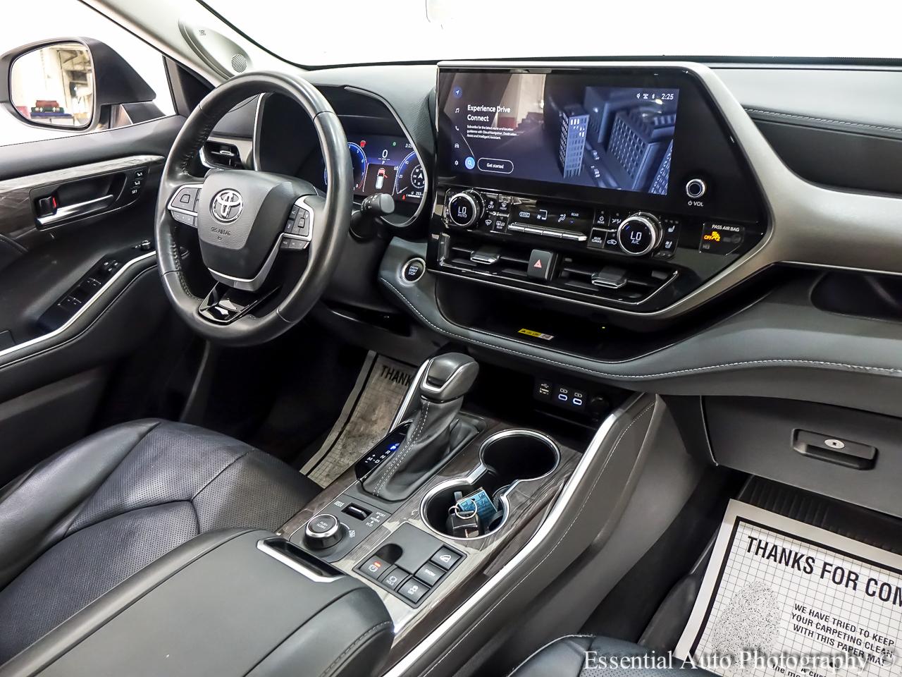 Toyota Highlander Limited AWD 2024