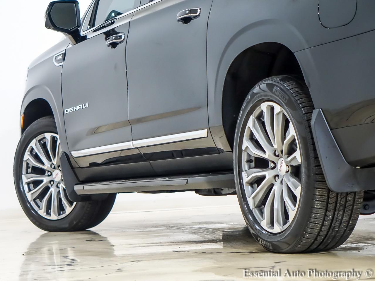 GMC Yukon XL Denali 4WD 2021