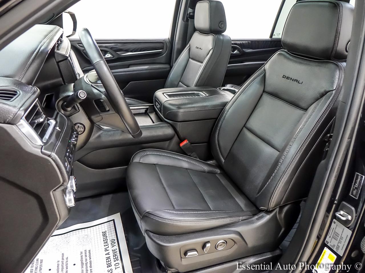 GMC Yukon XL Denali 4WD 2021