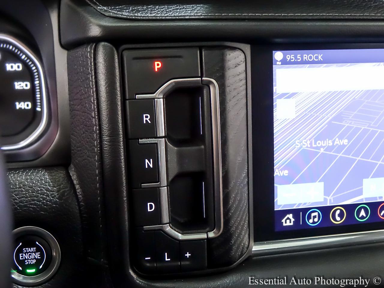 GMC Yukon XL Denali 4WD 2021