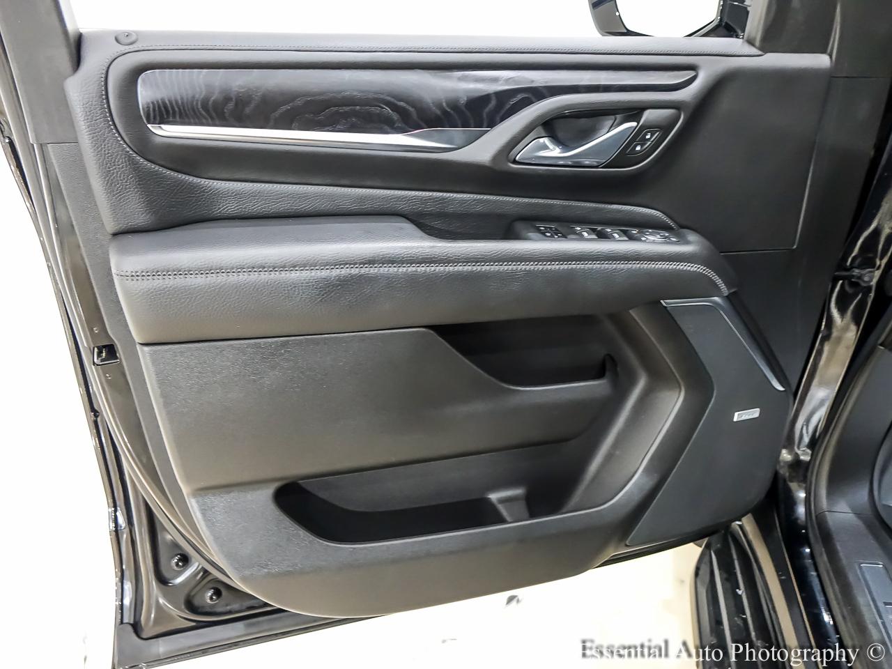 GMC Yukon XL Denali 4WD 2021