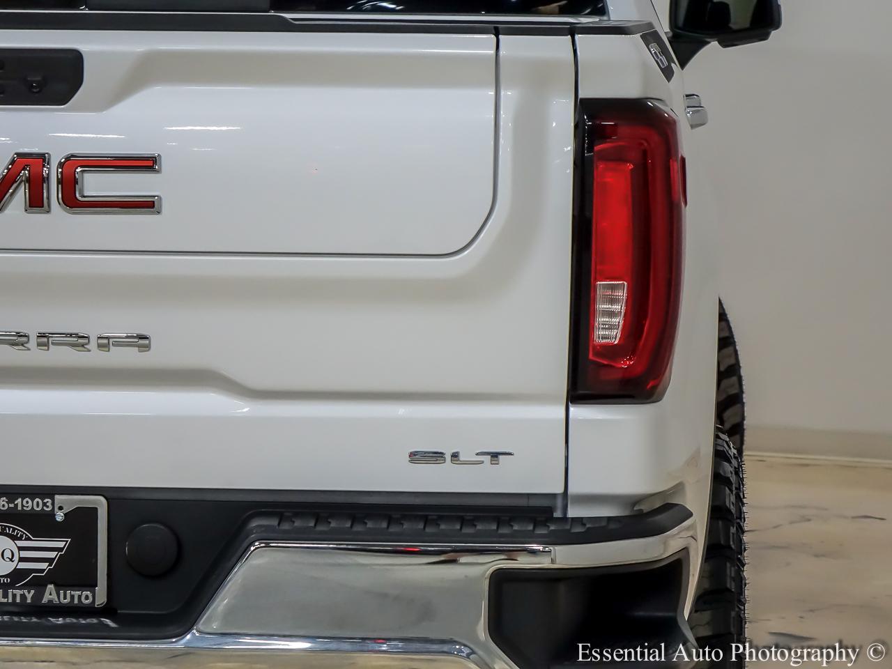 GMC Sierra 1500 SLT Crew Cab 4WD 2022