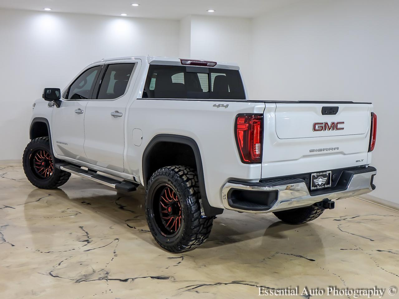 GMC Sierra 1500 SLT Crew Cab 4WD 2022