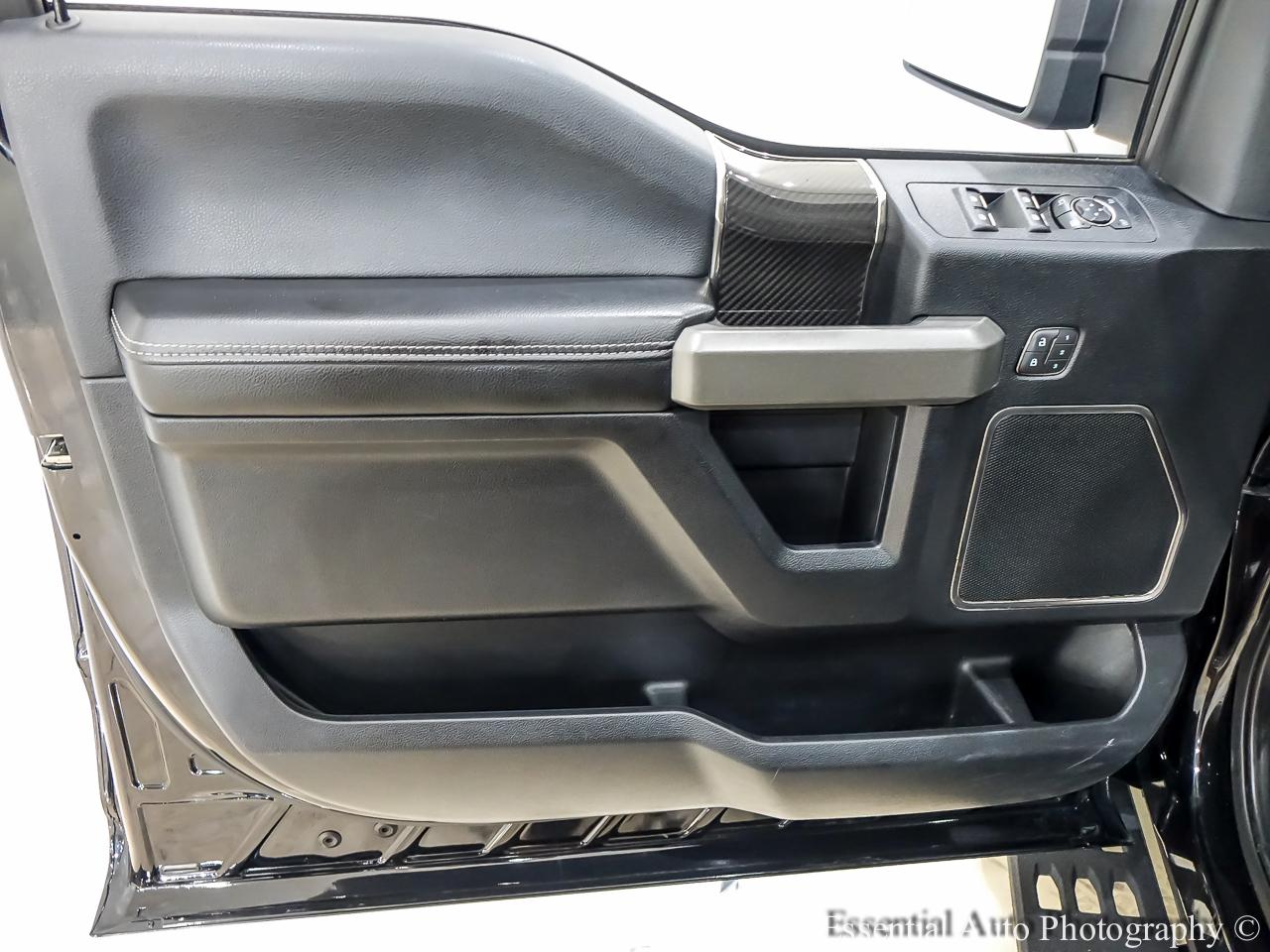 Ford F-150 Raptor SuperCrew 4WD 2019