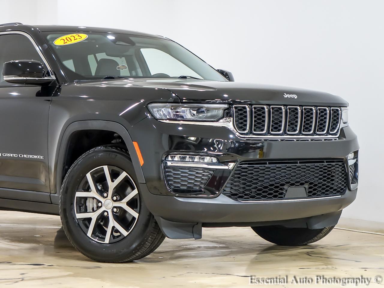 Jeep Grand Cherokee Limited 4WD 2023