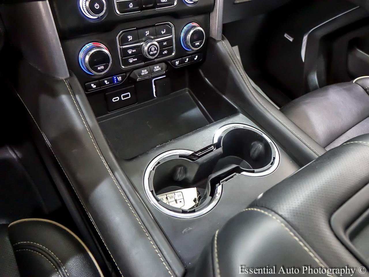 GMC Yukon SLT 4WD 2023