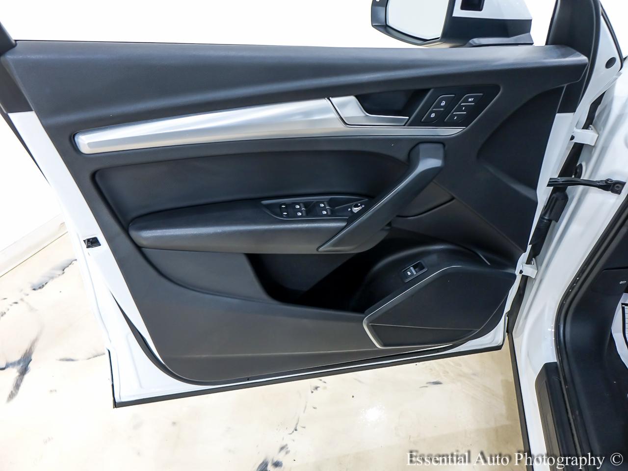 Audi Q5 2.0T Premium quattro 2020