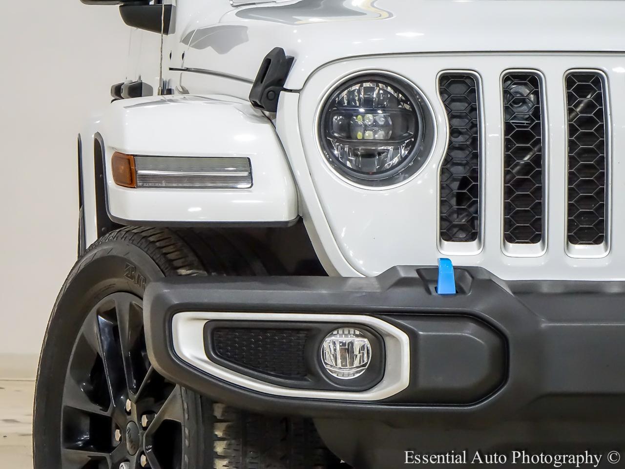 Jeep Wrangler photo 6