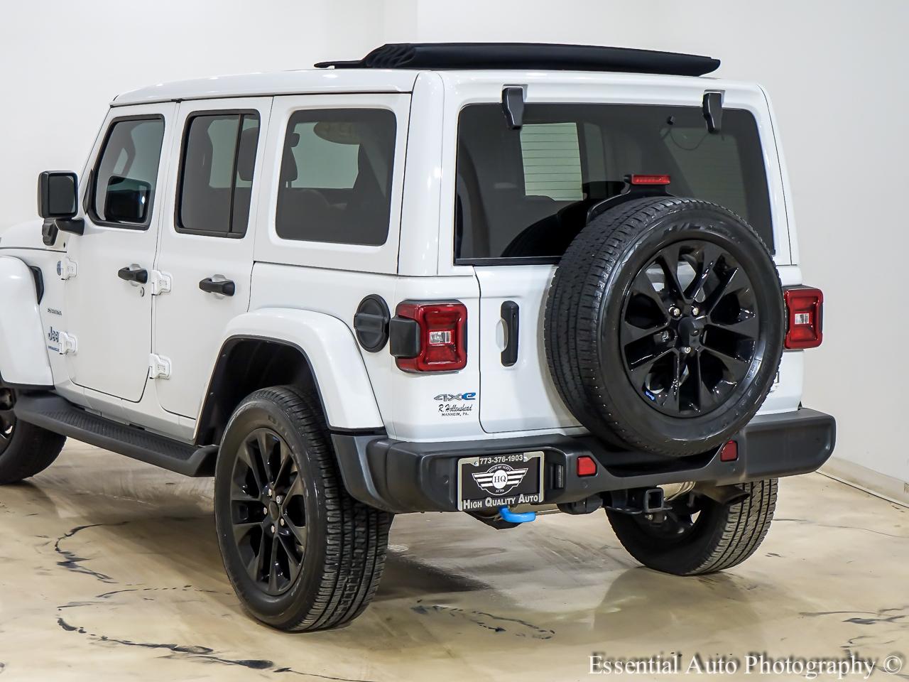 Jeep Wrangler photo 9