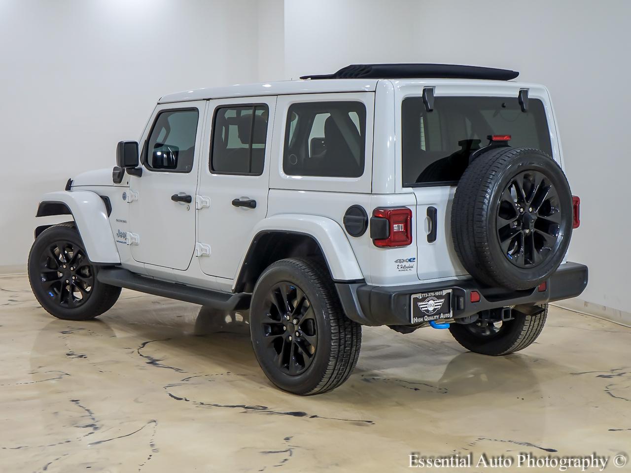 Jeep Wrangler photo 10