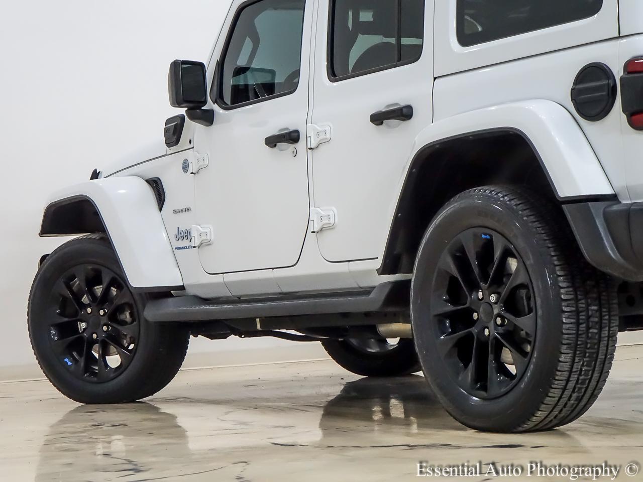 Jeep Wrangler photo 11